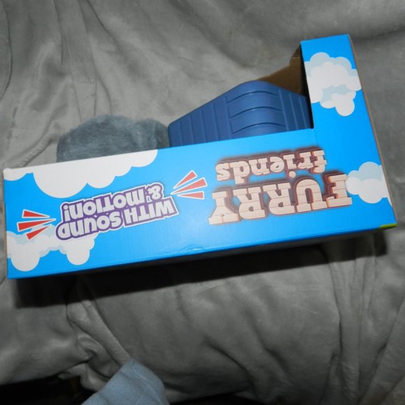 Furry Friends🐶 Interactive Puppy &🦴Bone & Dog 🏚️ House playset🆕 SHIPS😮⚡🚚 - Picture 9 of 16